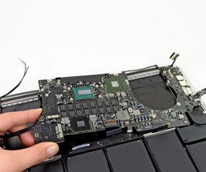 macbook repair qatar