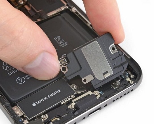 ipad air 3 mic speaker service center qatar