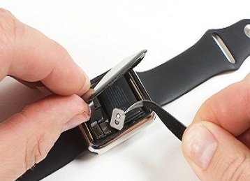 iwatch series 5 service center Qatar
