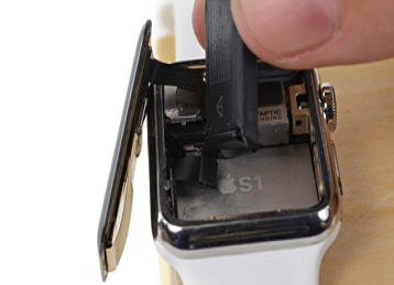 iwatch series 5 service centre qatar