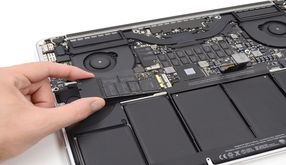 macbook pro  harddisk  repair center doha